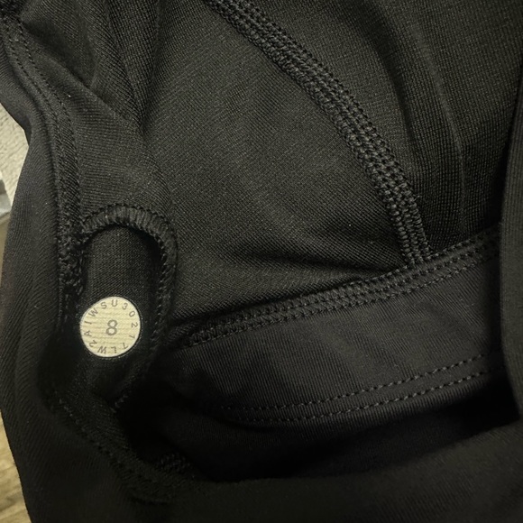 SOLD Lululemon Hold Your Form Bra - Picture 4 of 4